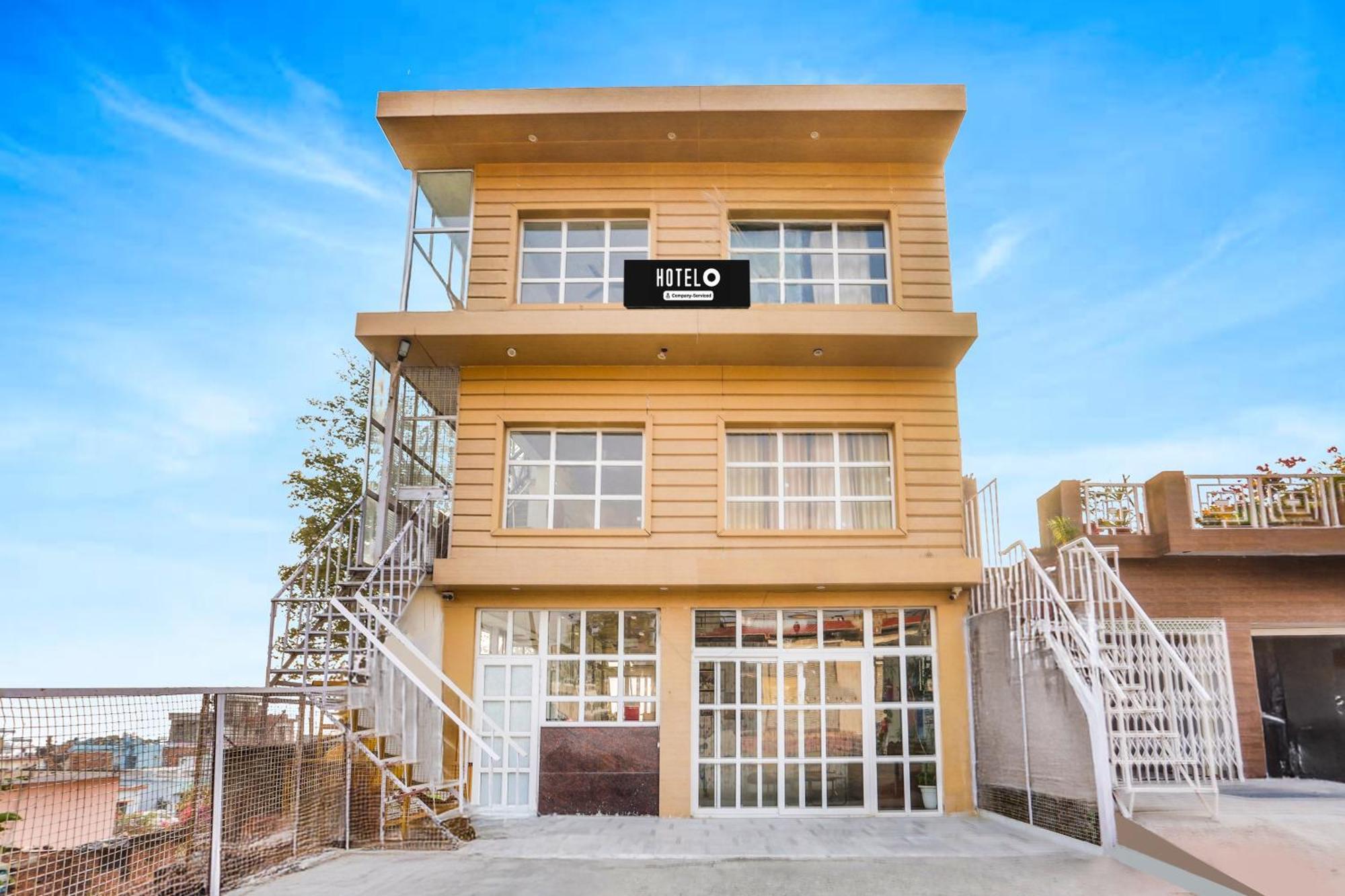 Super Hotel O Jamrani Formerly White House Haldwani Bagian luar foto