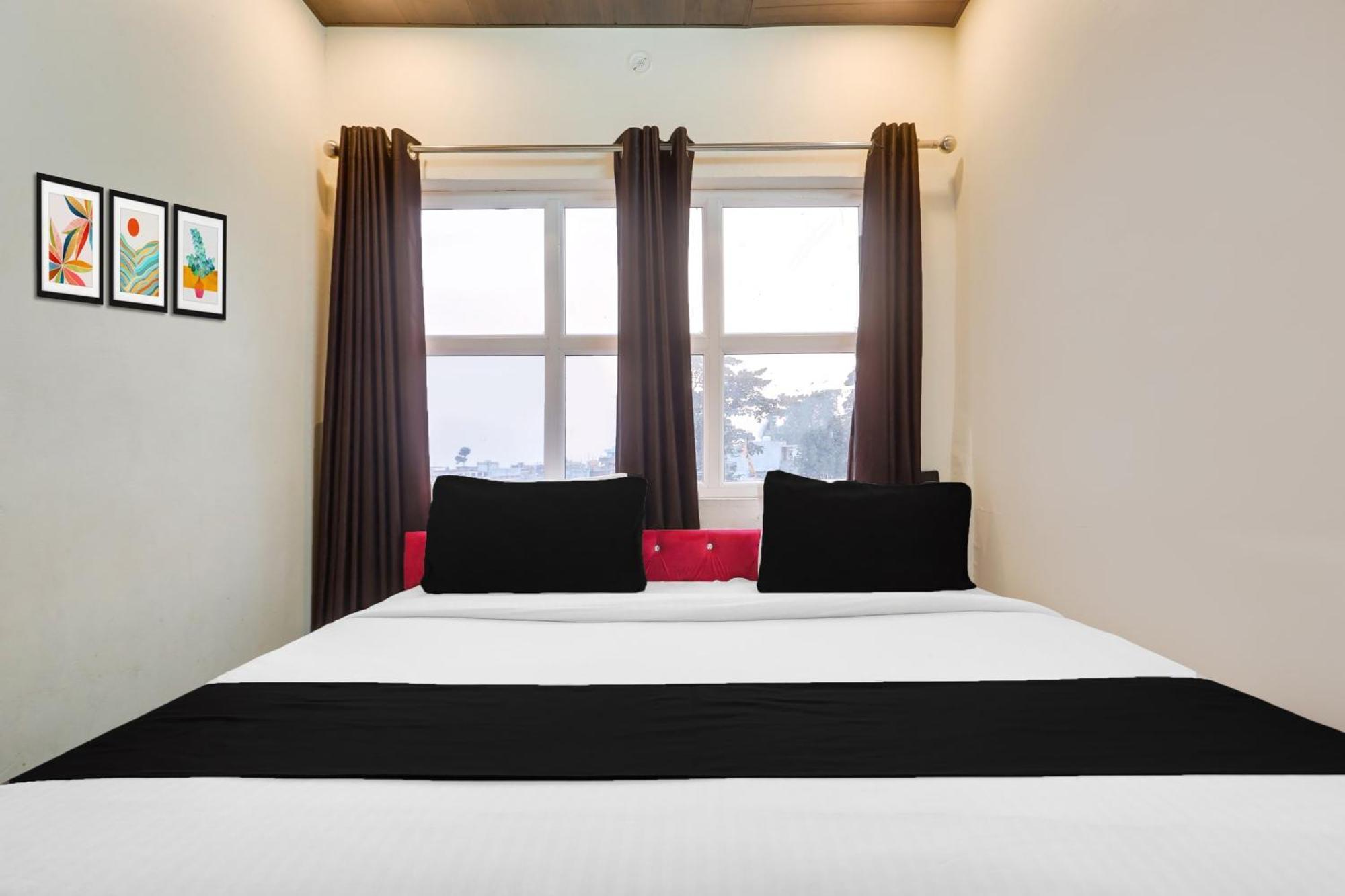 Super Hotel O Jamrani Formerly White House Haldwani Bagian luar foto